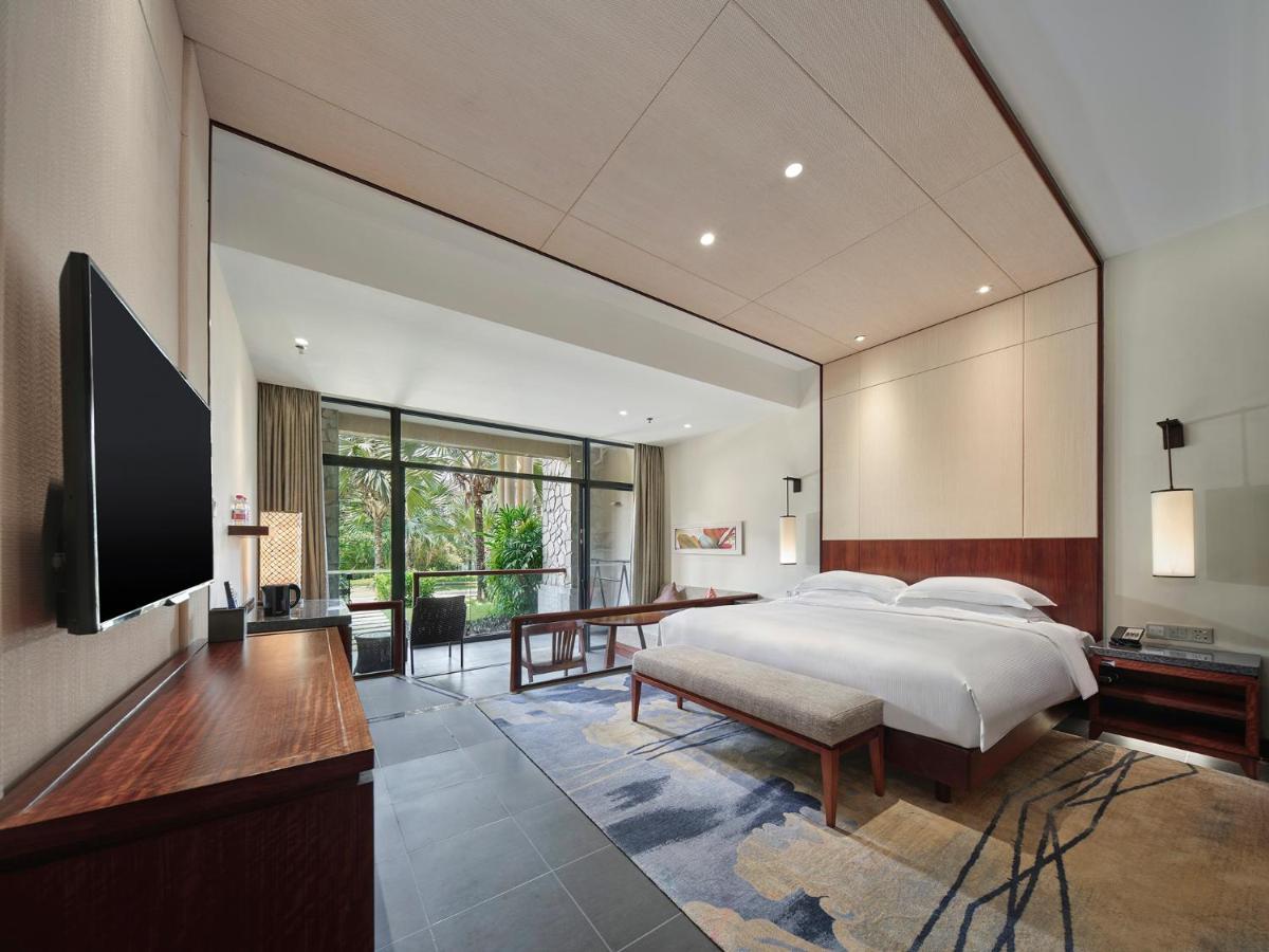 Hilton Sanya Yalong Bay Resort & Spa Exteriör bild