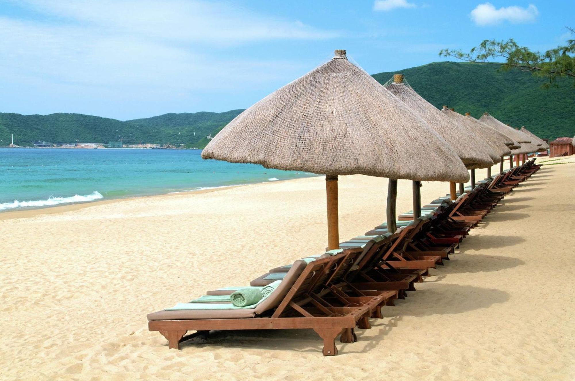 Hilton Sanya Yalong Bay Resort & Spa Exteriör bild