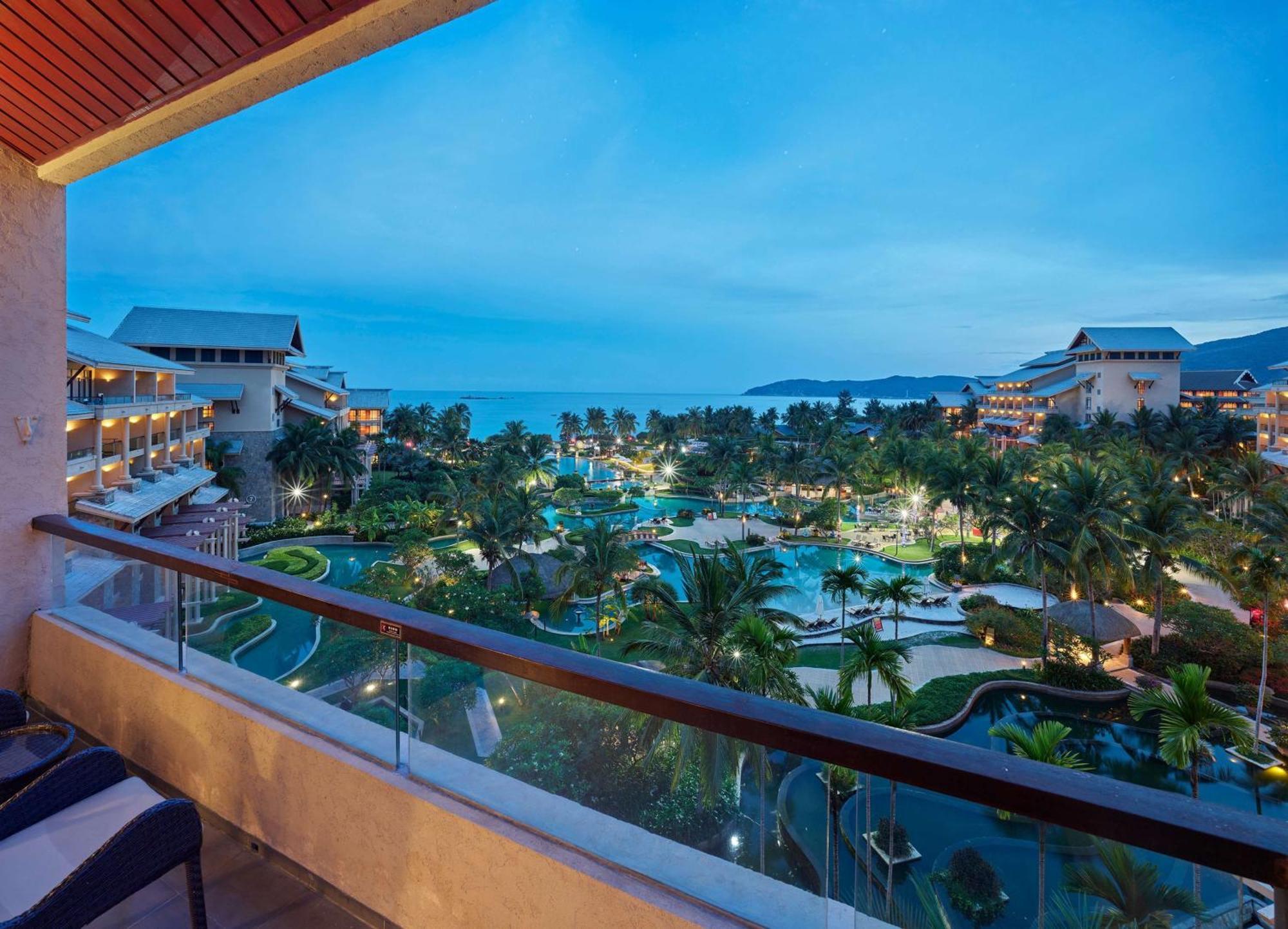 Hilton Sanya Yalong Bay Resort & Spa Exteriör bild